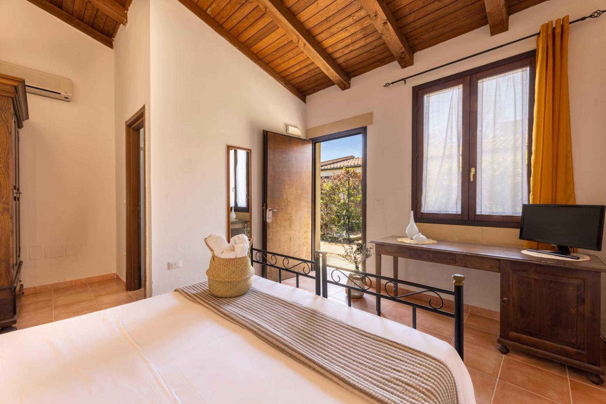 Tenuta Santicuti Acaya Esterno foto